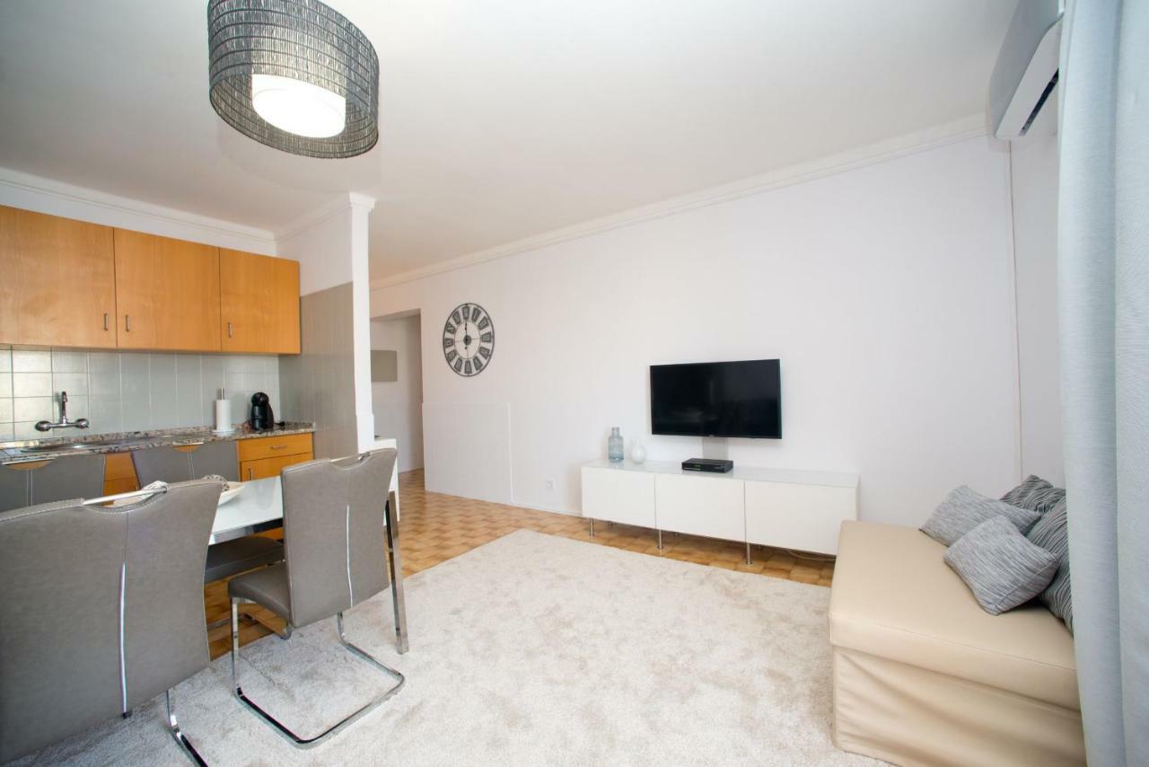 Appartement Beach 2Min Walk à Portimão Extérieur photo